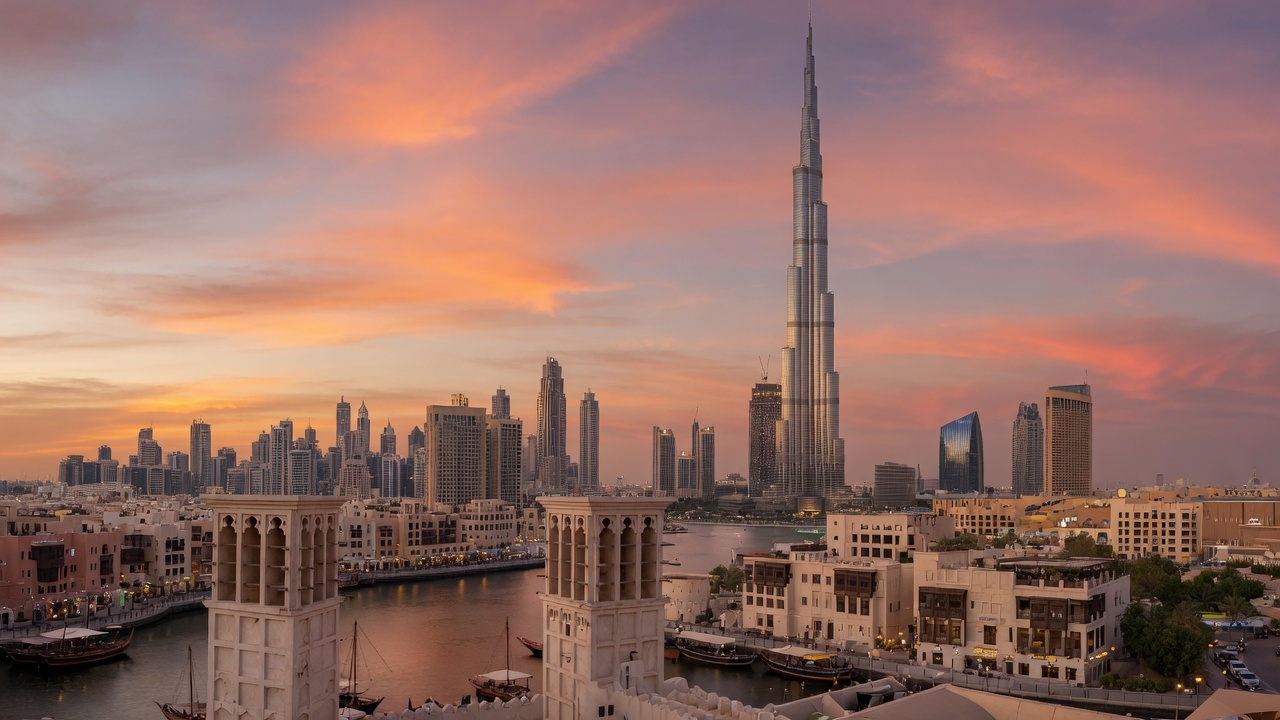 Burj Khalifa und moderne Skyline von Dubai, Vereinigte Arabische Emirate